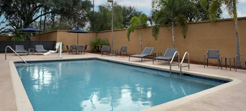 莱克兰万豪万怡酒店(Courtyard by Marriott Lakeland)图片