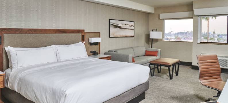 福乐顿市希尔顿逸林酒店(Doubletree by Hilton Fullerton)图片