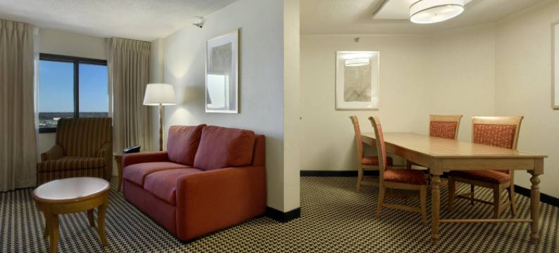 芝加哥橡树溪套房希尔顿酒店(Hilton Chicago/Oak Brook Suites)图片