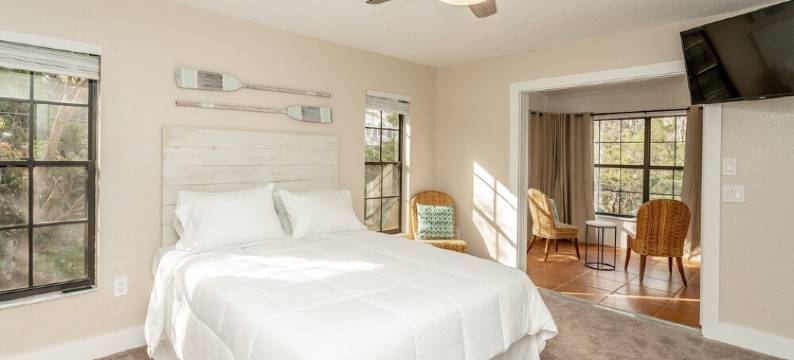 Waterfront Crystal River with Private Dock and Kayaks图片