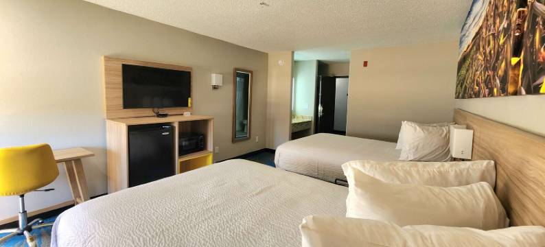 新伊比利亚戴斯套房酒店(Days Inn & Suites by Wyndham New Iberia)图片