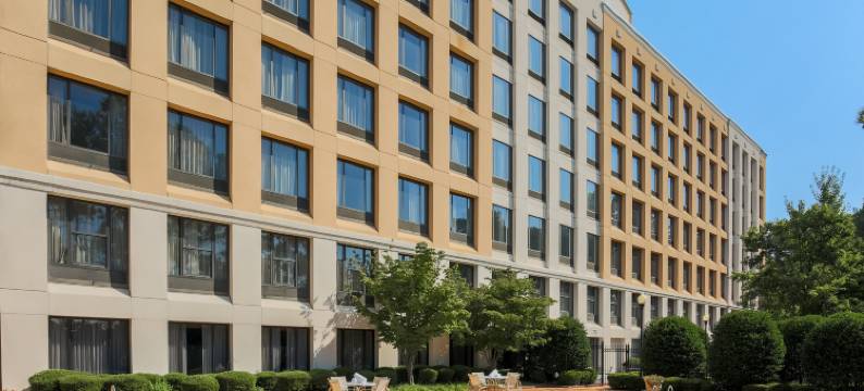 亚特兰大机场希尔顿逸林酒店(DoubleTree by Hilton Atlanta Airport)图片