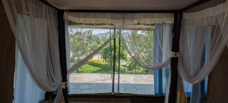 旅馆房间 - 在鲁舍尔基伍度假村找到一个安静的海滩度假村！(Room in Lodge - Find a Quiet Beach Resort at Rushel Kivu Resort!)图片