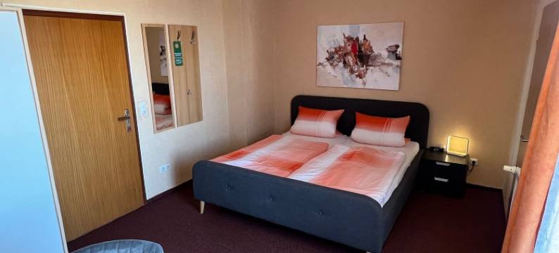 特尔马尔巴德酒店(Hotelpension am Thermalbad)图片