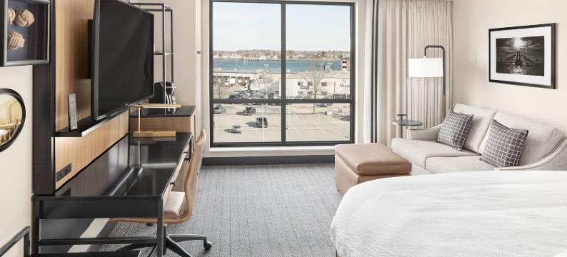 波特兰市中心/海滨万怡酒店(Courtyard Portland Downtown/Waterfront)图片