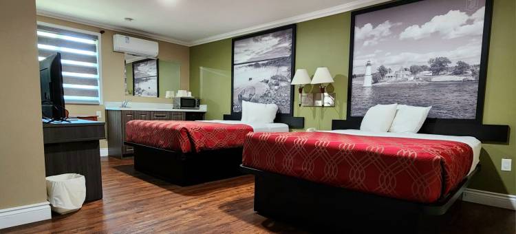 彭布罗克温德姆速 8 酒店(Super 8 by Wyndham Pembroke)图片