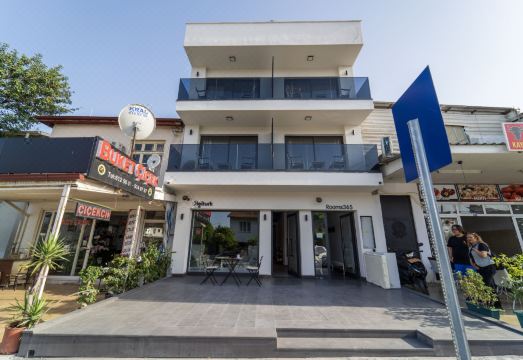 Rooms365 Hotel Overview