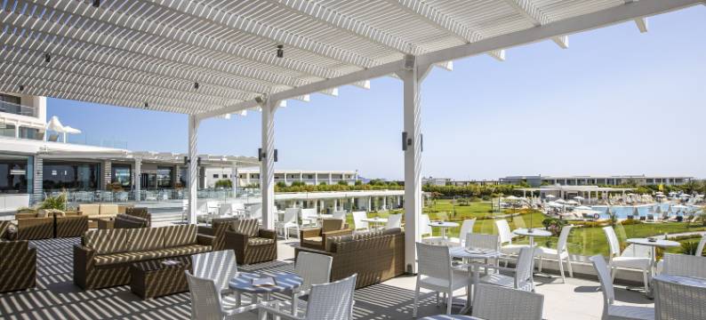 阿斯特里亚斯海滩度假村(Asterias Beach Resort)图片