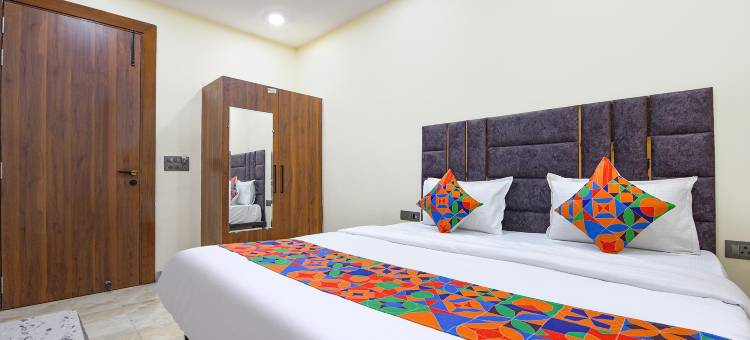 Fabhotel 亚什公寓(FabHotel Yash Residency - Yamuna Sports Complex)图片