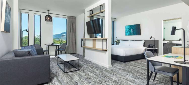 凯恩斯盛橡酒店(Oaks Cairns Hotel)图片