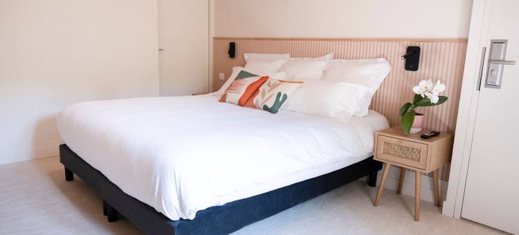 蒙费拉巴斯蒂德(La Bastide de Montferrat)图片