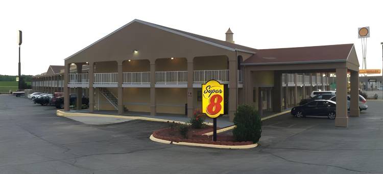 章克申城红狮酒店及套房(Red Lion Inn & Suites Junction City)图片
