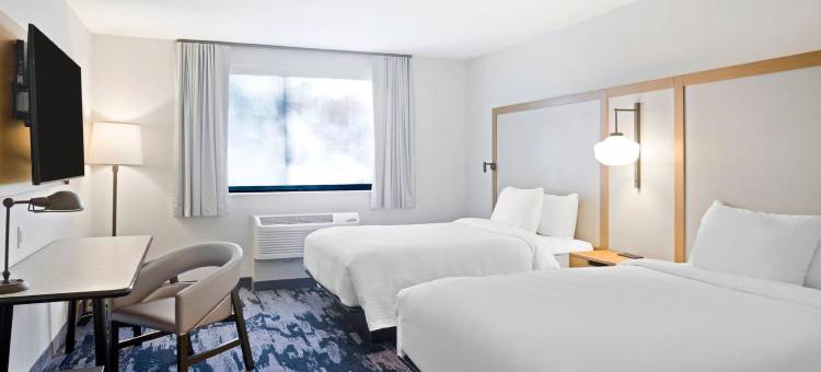 圣地亚哥太平洋海滩费尔菲尔德套房酒店(Fairfield Inn & Suites San Diego Pacific Beach)图片