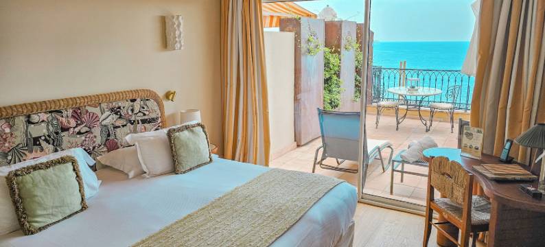 拉彼鲁兹酒店(Hôtel la Pérouse Nice Baie des Anges)图片