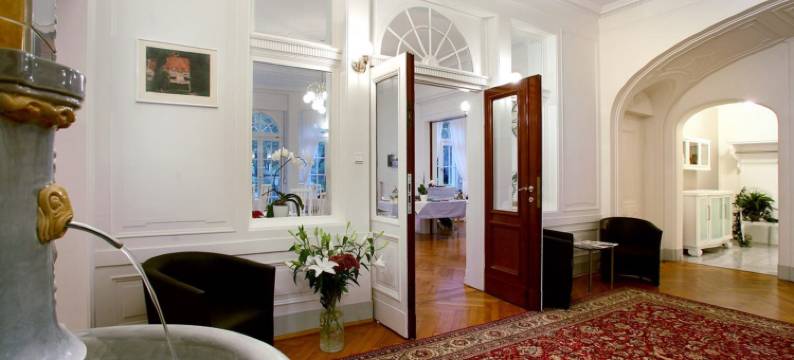 户外生活别墅公寓(Aparthotel Villa Freisleben)图片