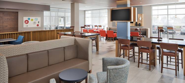 智选假日酒店-波特兰机场(Holiday Inn Express & Suites Portland Airport)图片