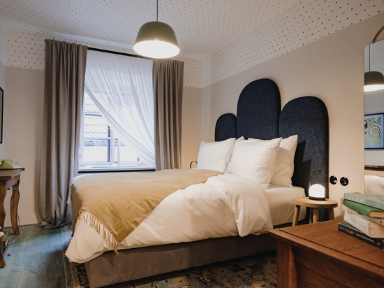 修道院花园酒店