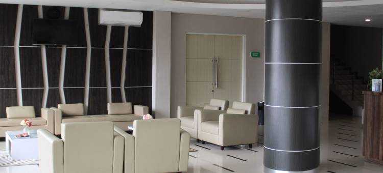 绿宝石酒店(Emerald Hotel)图片