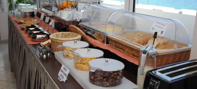 广场酒店(Plaza Hotel)图片