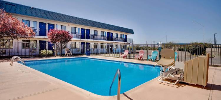 亚利桑那道格拉斯 6 号汽车旅馆(Motel 6 Douglas, AZ)图片