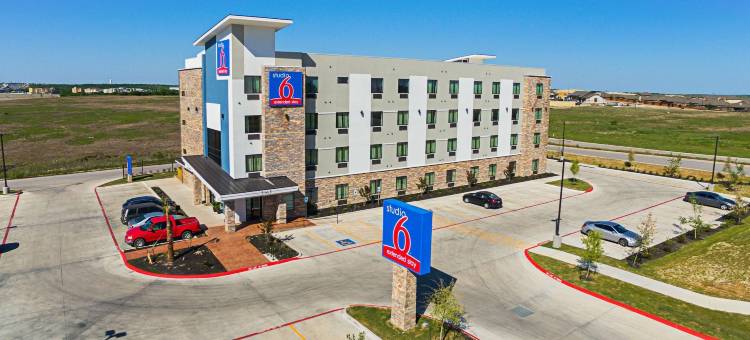 得克萨斯布达 6 号开放式公寓酒店(Studio 6 Buda, TX)图片