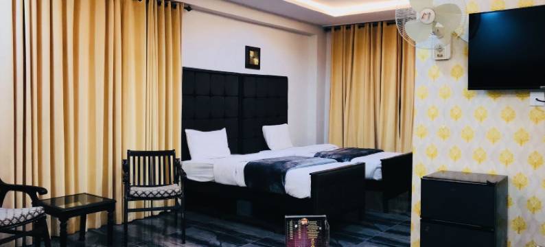 大塔吉酒店(Grand Taj)图片