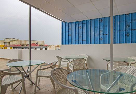 Treebo Abhi Suites, 400 M from Guntur Junction Hotel Overview