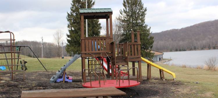 高山湖度假村(Alpine Lake Resort)图片