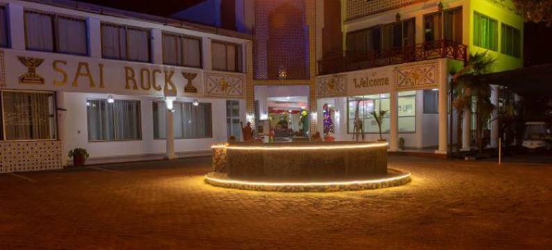 西岩海滩酒店(Sai Rock Beach Hotel & Spa)图片