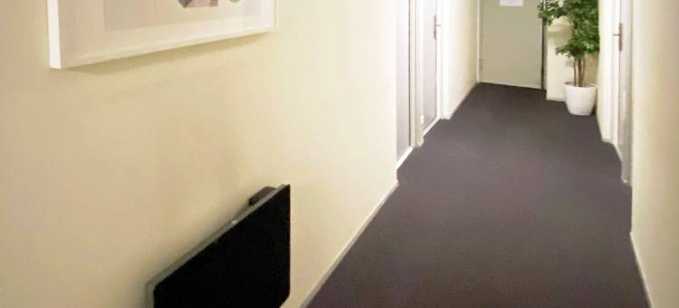 巴黎南维里埃夫里舒适酒店(Logis - Hôtel & Restaurant des Lacs Paris Sud)图片