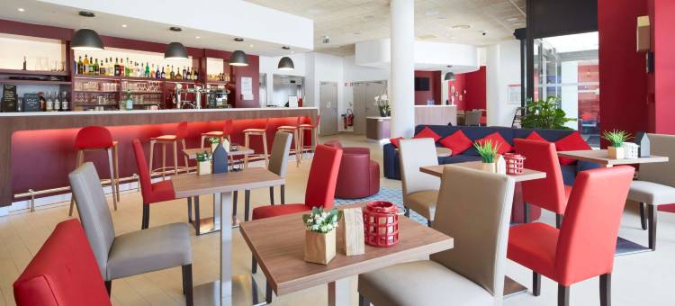 康铂塞文阿莱斯中心酒店(Campanile Ales Centre - CÉVENNES)图片