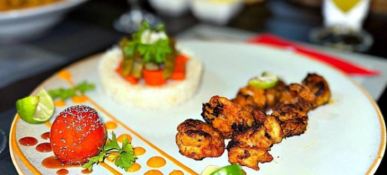 拉科尼什酒店在坎萨尔(Hôtel La Corniche Kamsar)图片