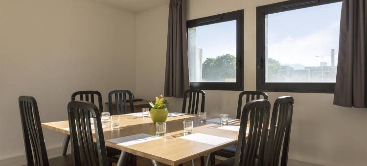 南欧比耶尔克莱蒙费朗原生酒店(The Originals City, Hôtel Clermont-Ferrand Sud Aubière)图片