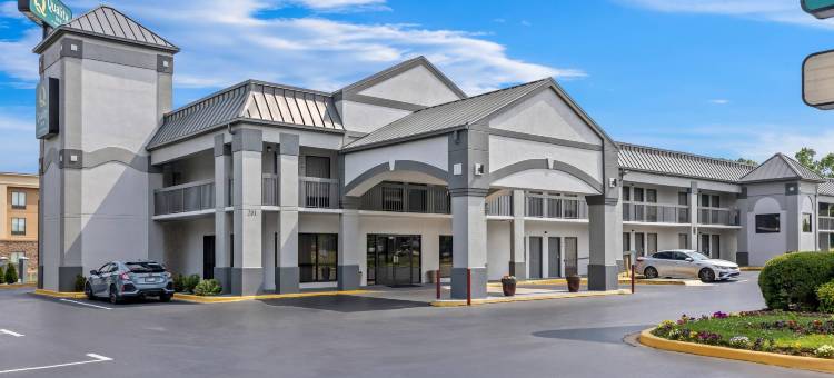 坎贝尔堡凯艺酒店(Quality Inn Oak Grove Fort Campbell)图片