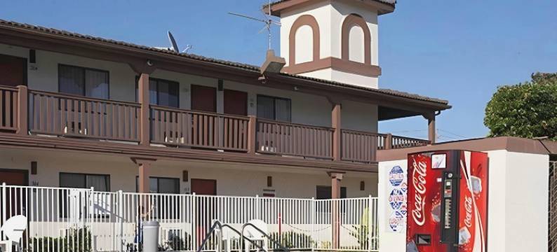 纽瓦克EZ8汽车旅馆(E-Z 8 Motel Newark)图片