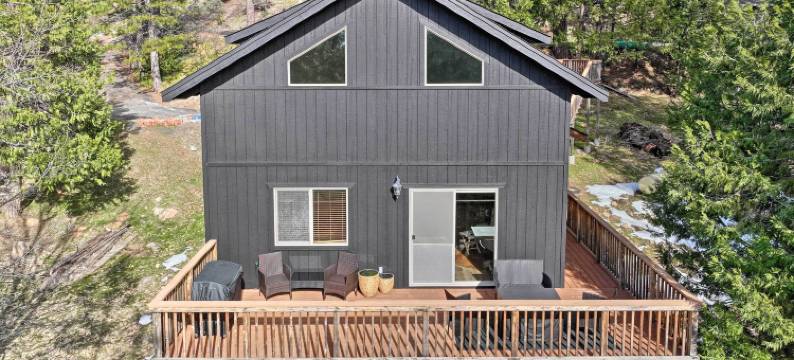 靠近徒步区和酒庄：阿诺德小屋带甲板！(Arnold Cabin with Deck, Near Hiking and Wineries!)图片