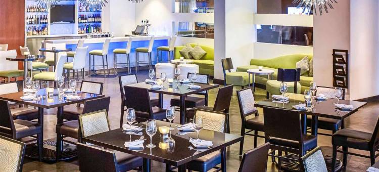多伦多北约克诺富特酒店(Novotel Toronto North York)图片