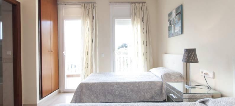 Holiday Home in Empuriabrava with Private Pool图片
