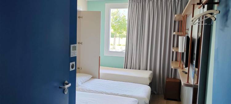 宜必思快捷日内瓦圣热尼普伊酒店(Ibis Budget Saint-Genis-Pouilly Genève)图片