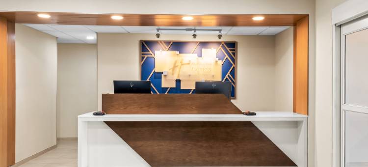 康瑟尔布拉夫斯 - 会展中心区智选假日酒店及套房(Holiday Inn Express & Suites COUNCIL BLUFFS - CONV CTR AREA by IHG)图片