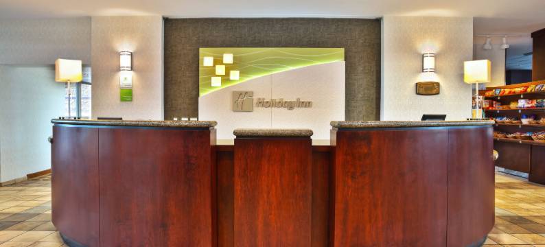 Holiday Inn & Suites 格林贝球场(Holiday Inn & Suites GREEN BAY STADIUM by IHG)图片