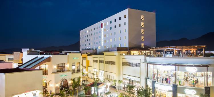 瓦拉塔港岛屿菲耶斯塔旅馆(Fiesta Inn Puerto Vallarta Isla)图片