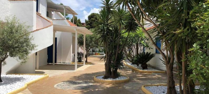 摄政公寓海滩酒店(Regent Beach Hotel & Apartments)图片