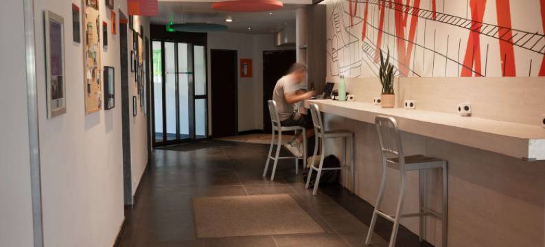 宜必思尚品罗马斯瓦朗斯 TGV 车站酒店(Ibis Styles Romans Valence Gare TGV)图片