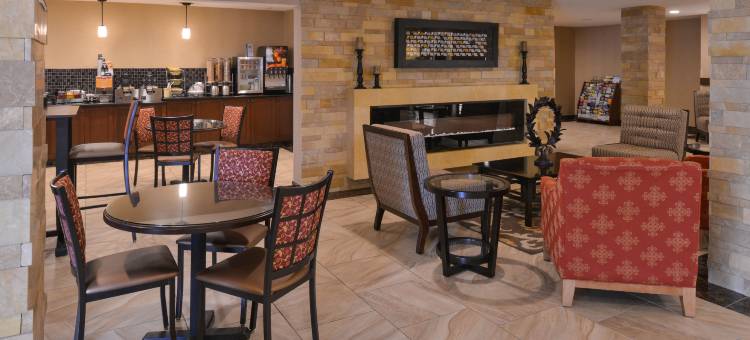 伍德兰德贝斯特韦斯特酒店(Best Western Woodland Inn)图片