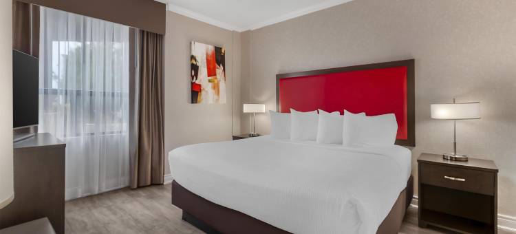 罗斯城市套房贝斯特韦斯特优质酒店(Best Western Plus Rose City Suites)图片