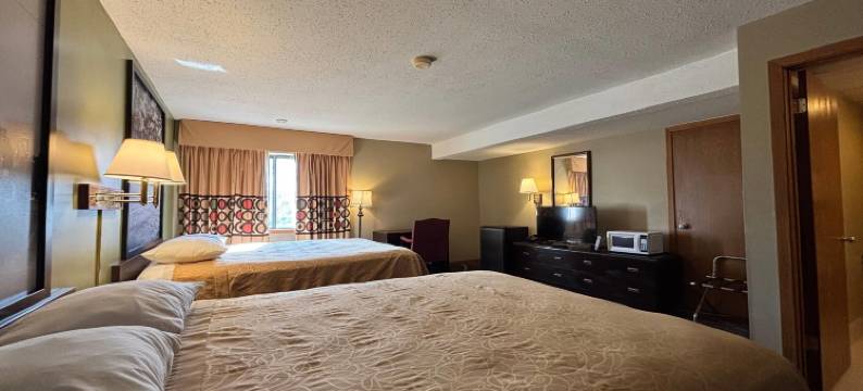 诺尔玛布卢明顿温德姆速8酒店(Super 8 by Wyndham Normal Bloomington)图片