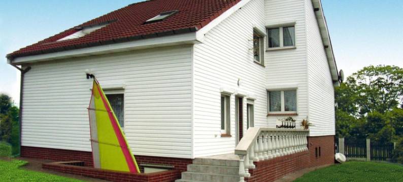 舒适的湖畔房子，带私人花园(Comfortable Lakeside House, Private Garden)图片