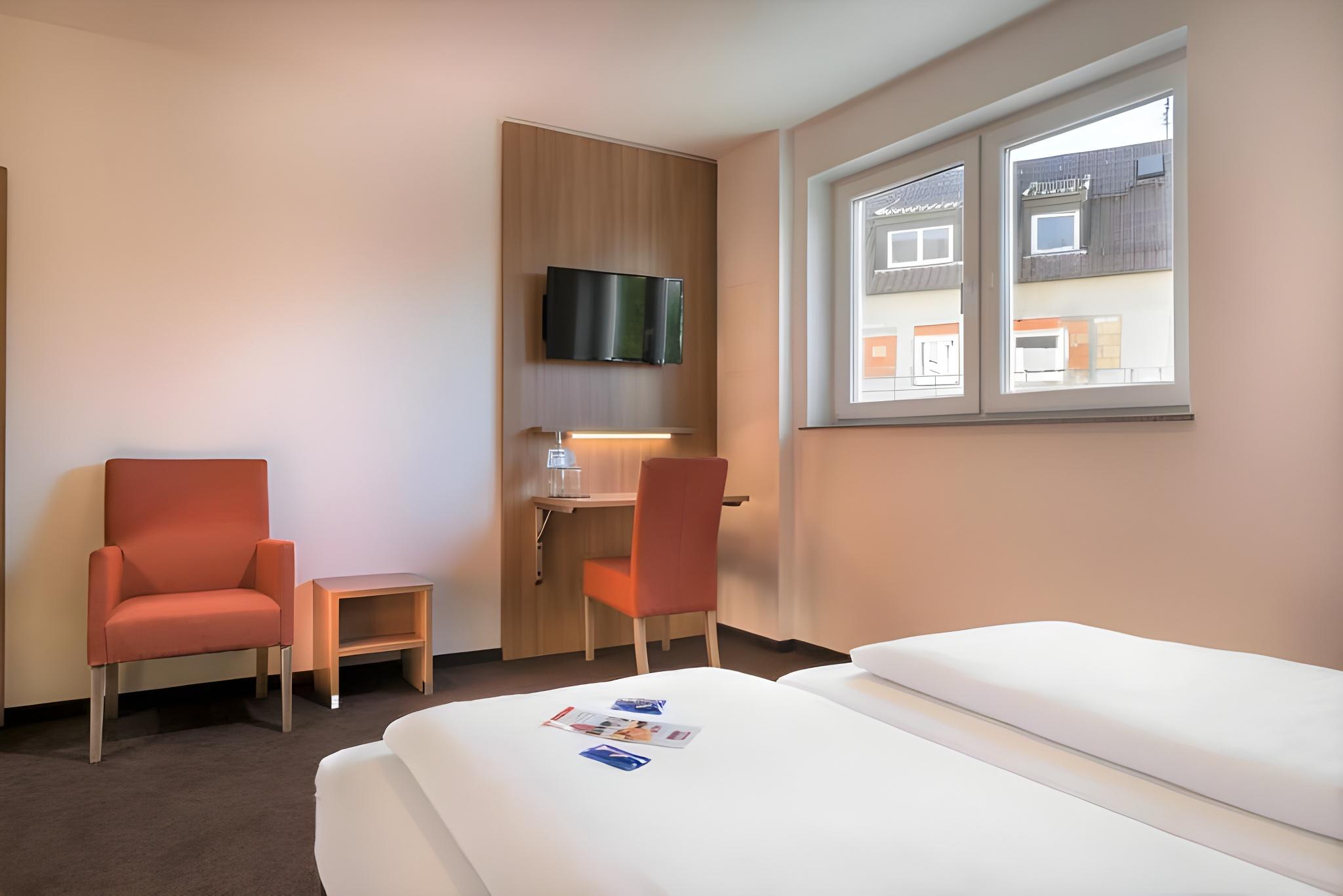 Garner Hotel Stuttgart - Zuffenhausen by IHG Over view