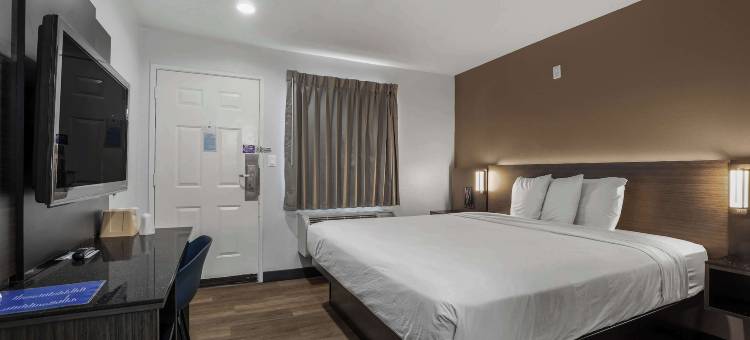 加利福尼亚州埃斯孔迪多的Studio 6套房(Studio 6 Suites Escondido CA)图片